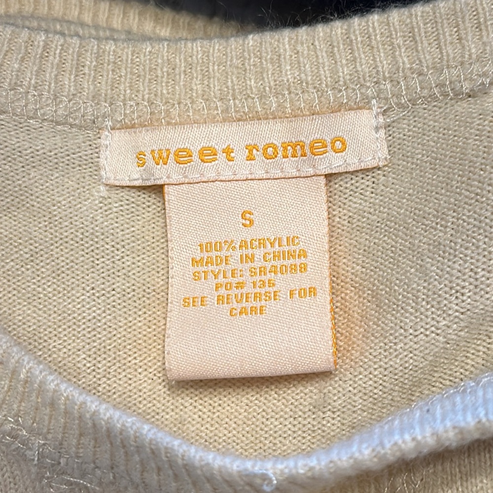 Sweet Romeo sweater - Picture 7 of 8